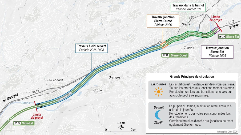 Carte indiquant les phases de construction et les itinéraires de circulation avec des sections marquées en couleur et des indications temporelles de 2026 à 2028